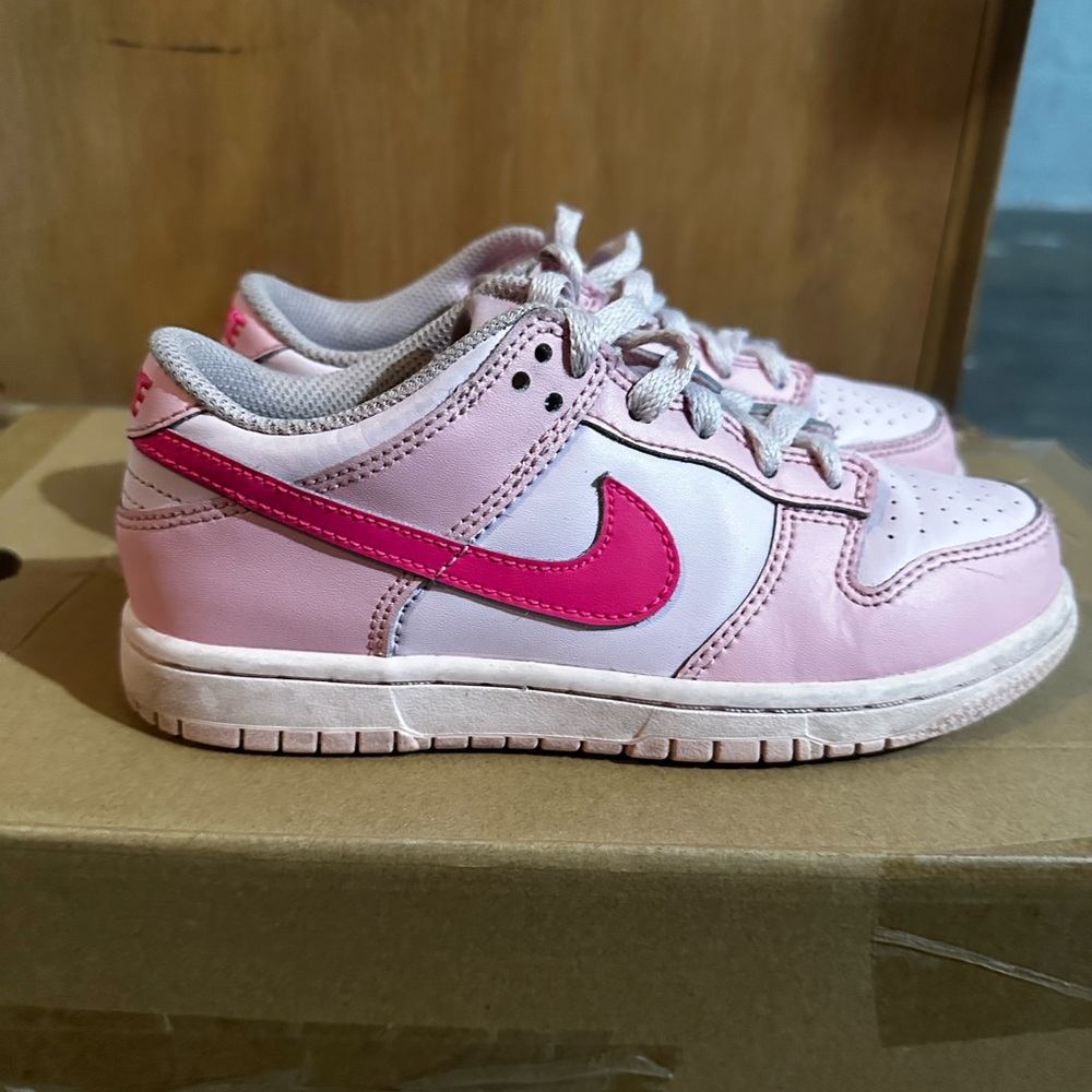 Kids Nike Triple Pink Dunks
